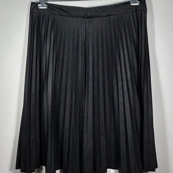 New faux leather skirt. Maison Cinqcent 500 - Picture 2 of 6